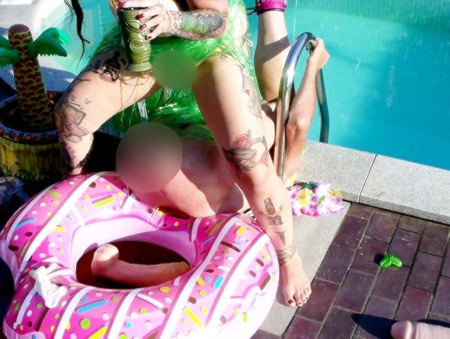 LadyVampira Porno Video: Hawaii Cocktail 5/5