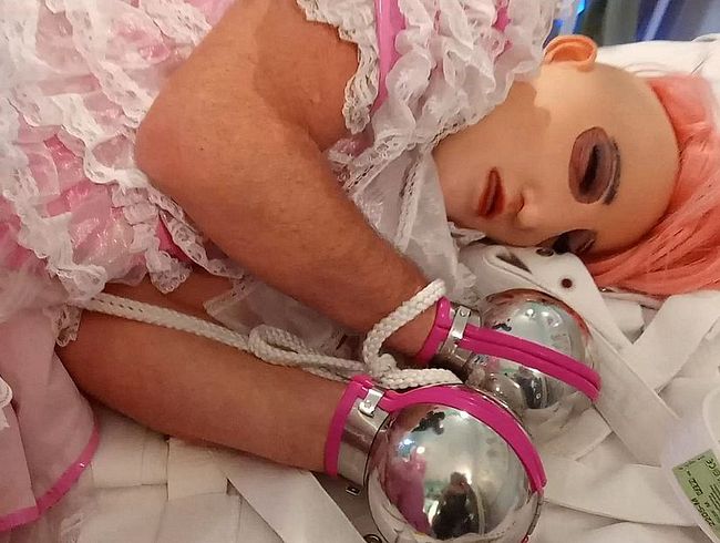 LadyVampira Porno Video: Sissys Dream 1